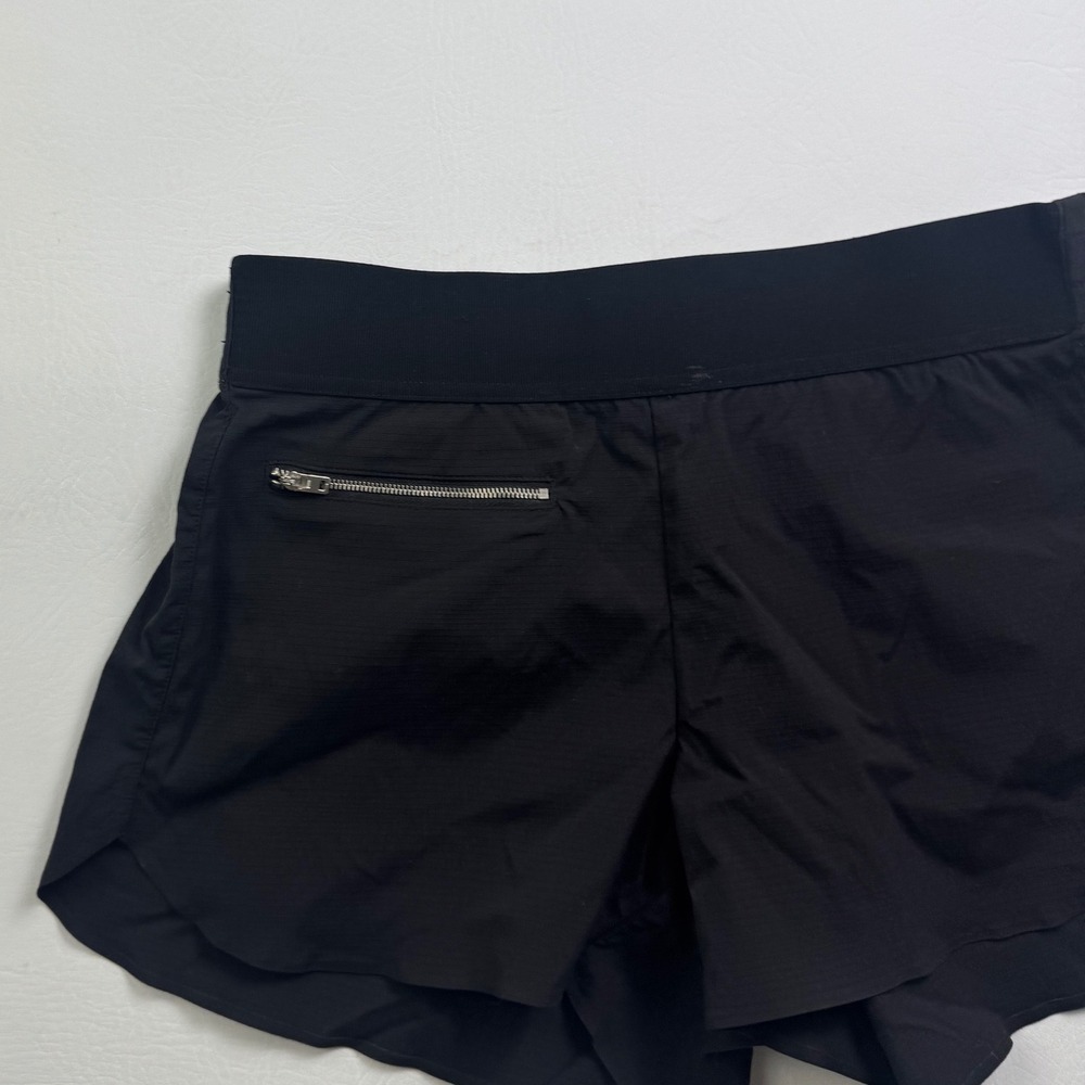 Athleta Trekkie Shorts Black Ripstop Hiking Travel Zip Pockets 291730 Size 4 - Picture 9 of 16